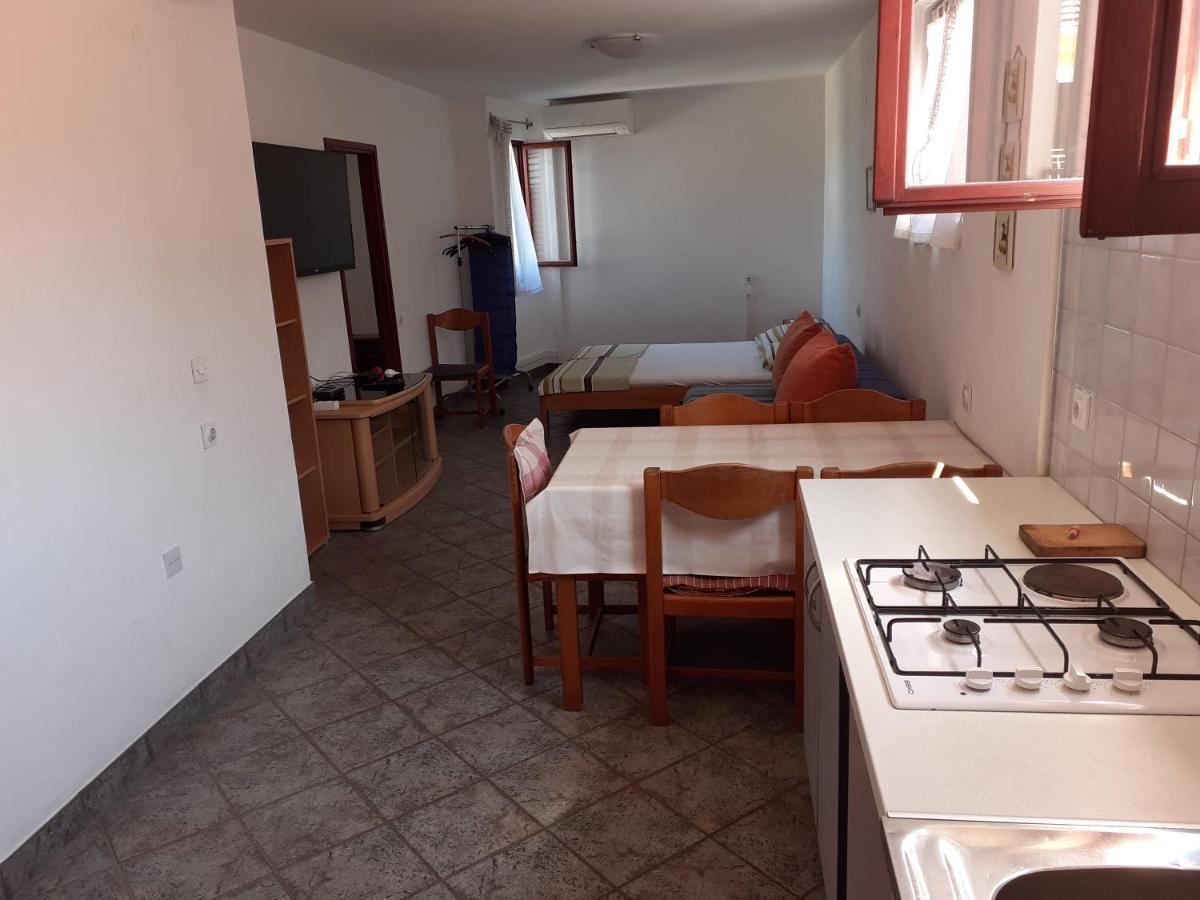 Vala Apartmani Bibinje Exterior photo
