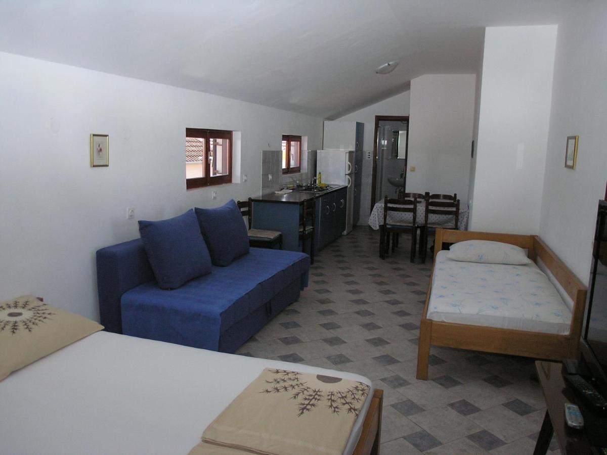 Vala Apartmani Bibinje Exterior photo